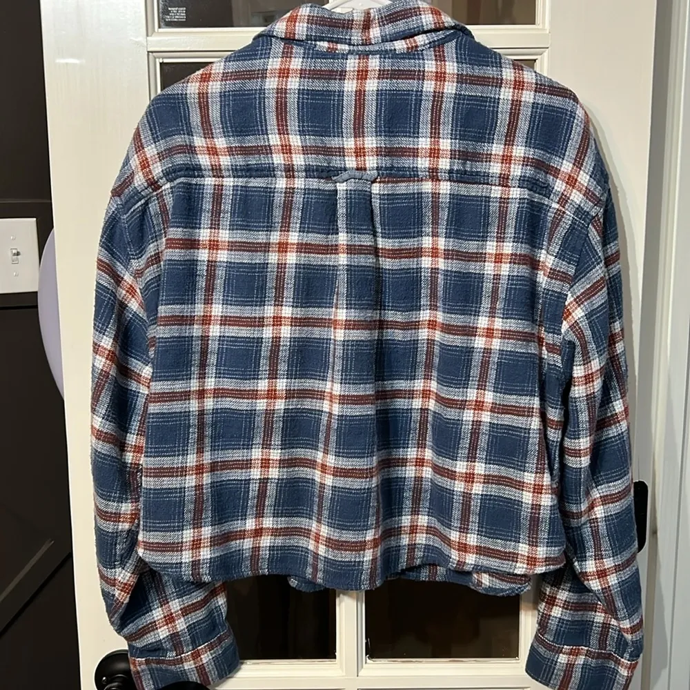 AMERICAN EAGLE Blue Plaid Copped Flannel Button Down Shirt Size XL - Image 2