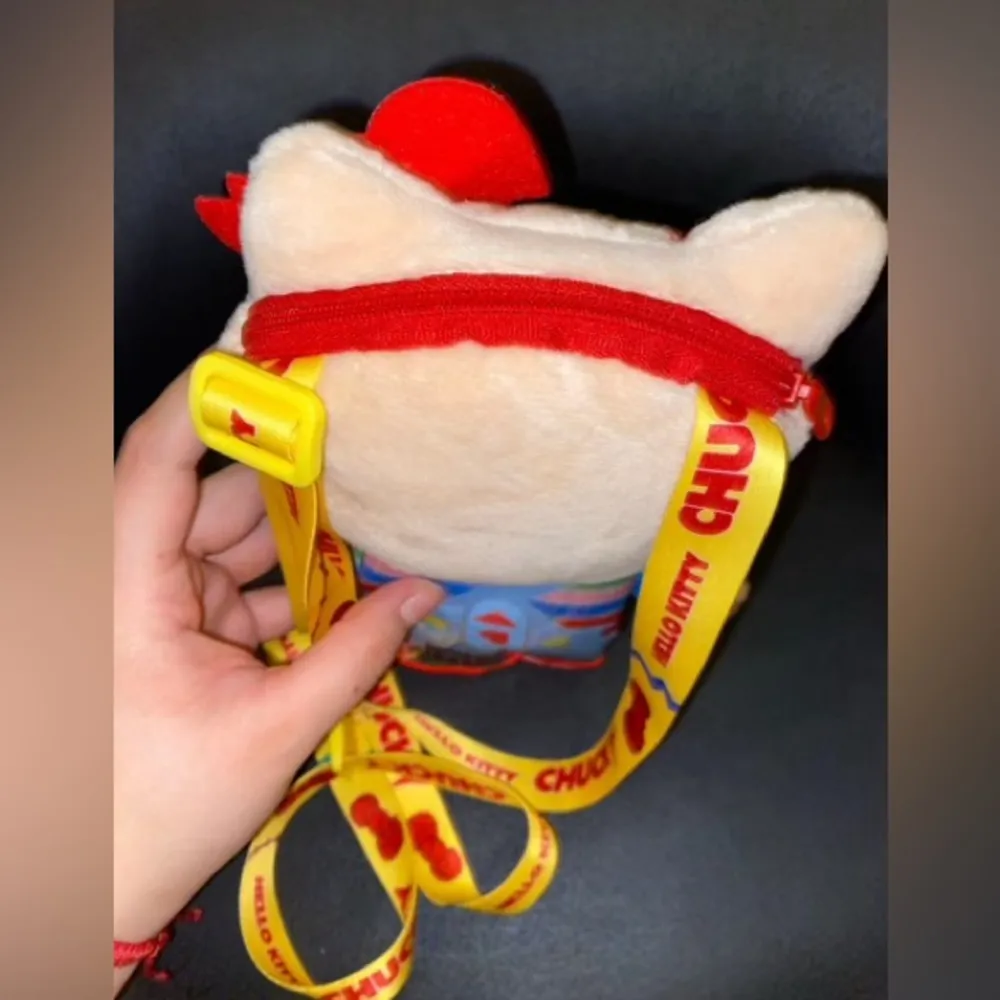 New Rare Hello Kitty x Chucky plush Backpack 🎒 - Image 3