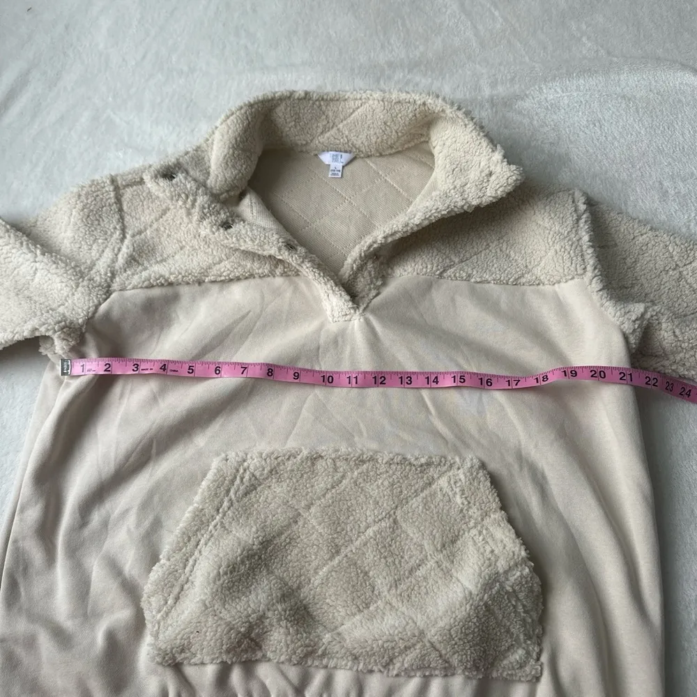 Time and Tru sweatshirt - Image 3