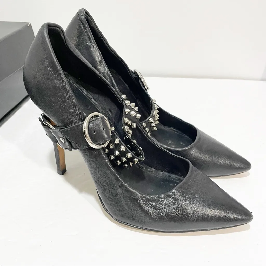 Alice‎ & Olivia Size 9 Black Leather Silver Studded Dover Moto Pump Ankle Strap - Image 4