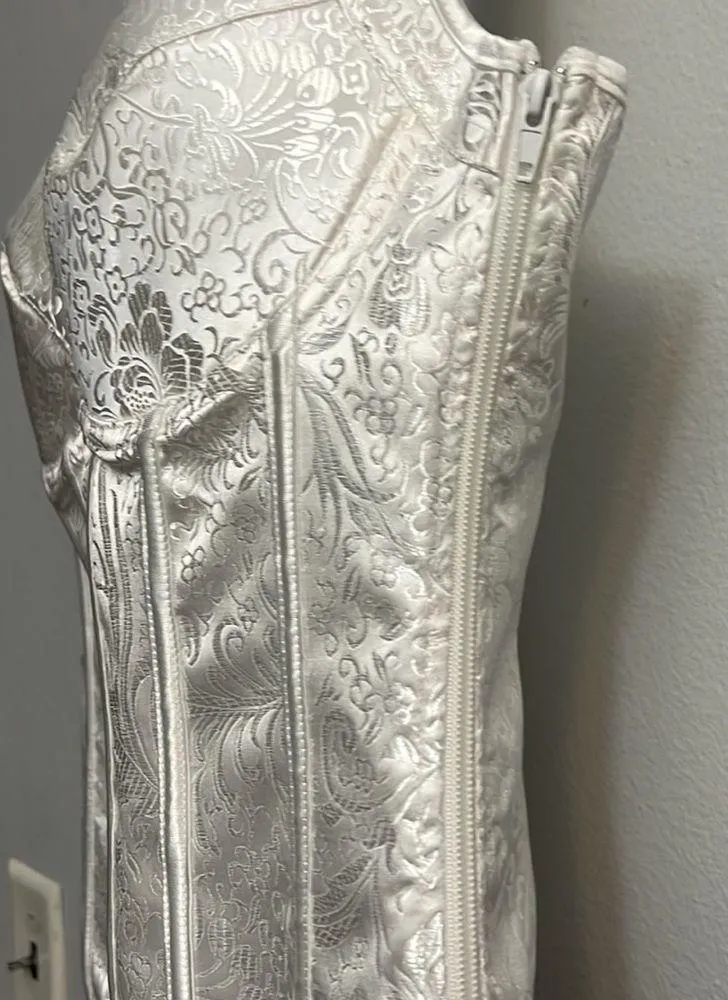White Bridal Bustier Large NWOT - Image 6