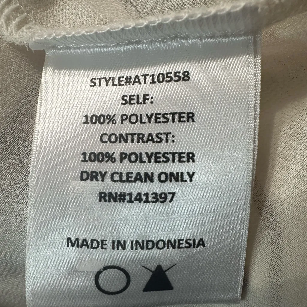 Astr Floral Sleeveless Blouse in Cream and Blue - Image 6