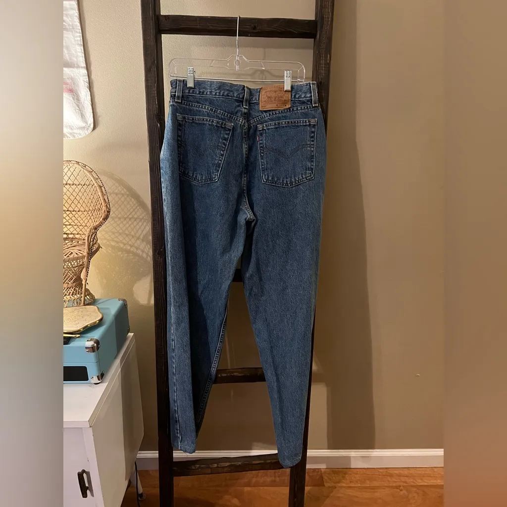 Levi’s 560 Loose Fit Straight Leg Jeans - Image 3