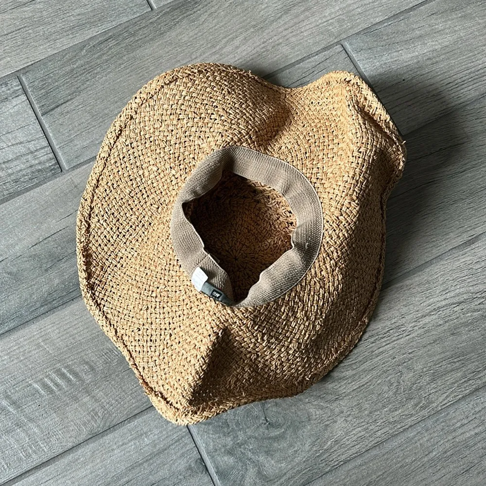 REI collapsible floppy hat Tan - Image 3