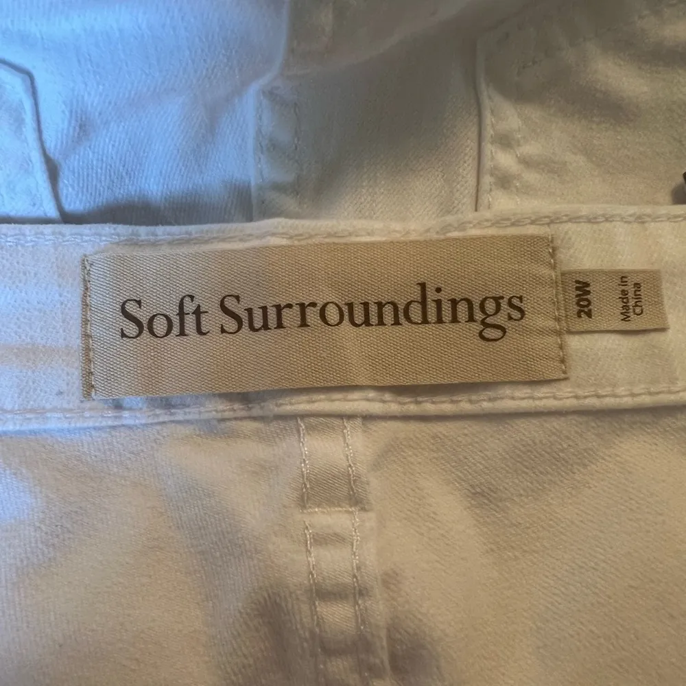 SOFT SURROUNDINGS Ultimate High Rise Lace Hem Slim Crop White Jeans Pants 20W - Image 4