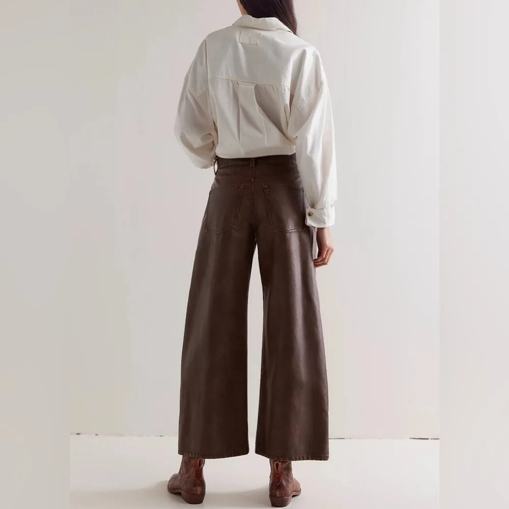 FREE PEOPLE Misha Vegan Brown Barrel Pants 25 - Image 4