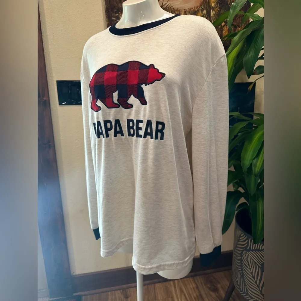 EUC couple Mamma & Papa bear long sleeve shirt size L both. - Image 3