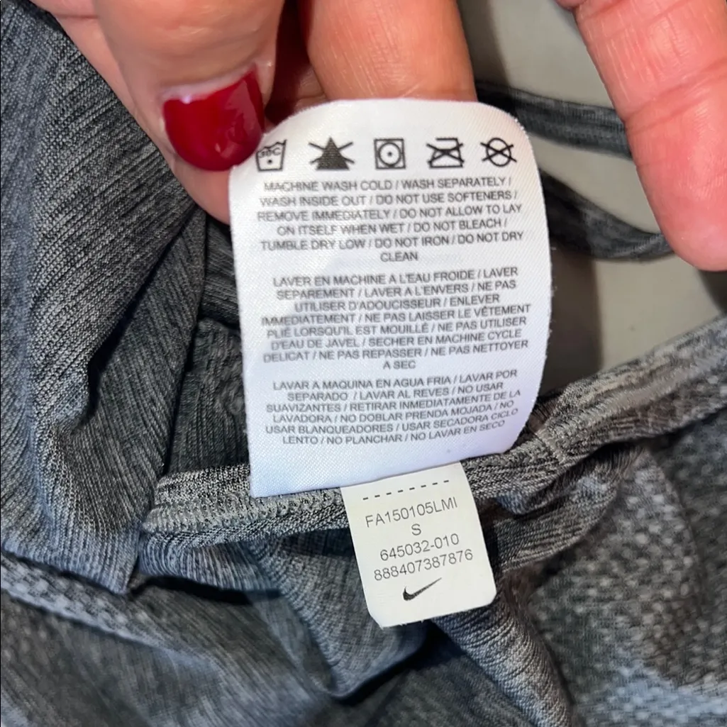 NIKE Dri-Fit Womens Gray Run Fast Live Fearless Activewear Racerback
Tank Size S - Image 8