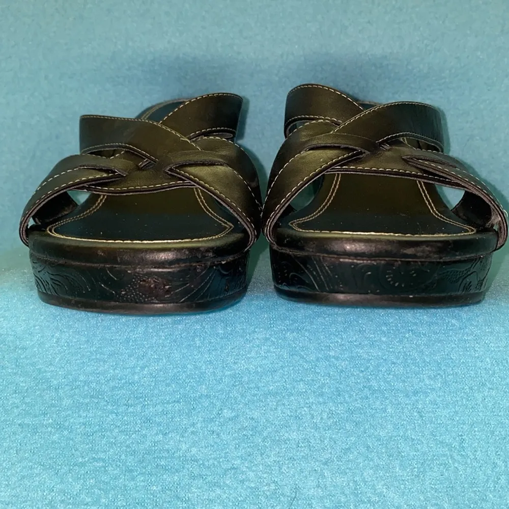 LIZ CLAIBORNE Seville leather wedge black strap chunky summer sandals size 6.5 M - Image 5