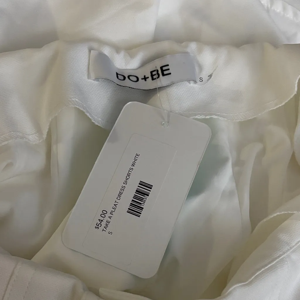 DO+BE  High Waist Cream Shorts - Image 7