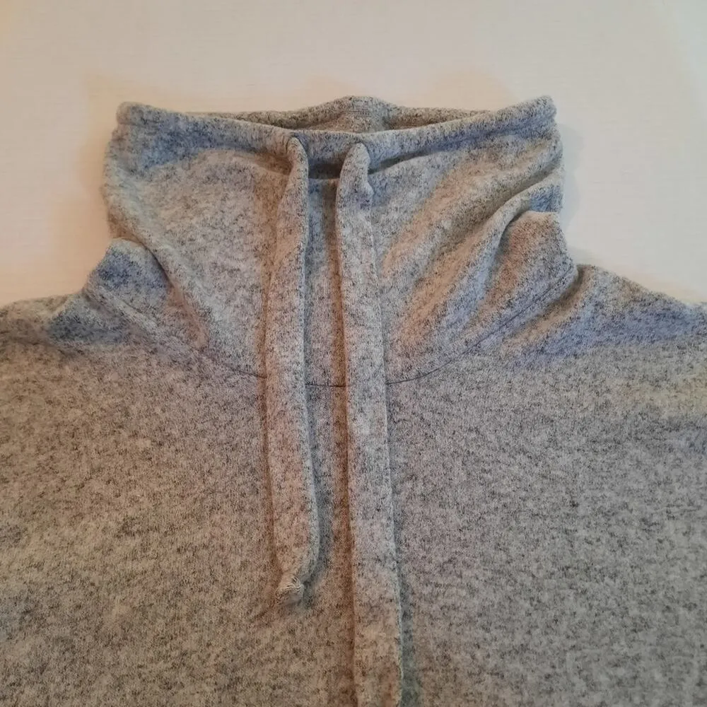 Green Envelope Women's Sweater Size Small Gray Pullover Cowl Neck Sweatshirt - Image 7