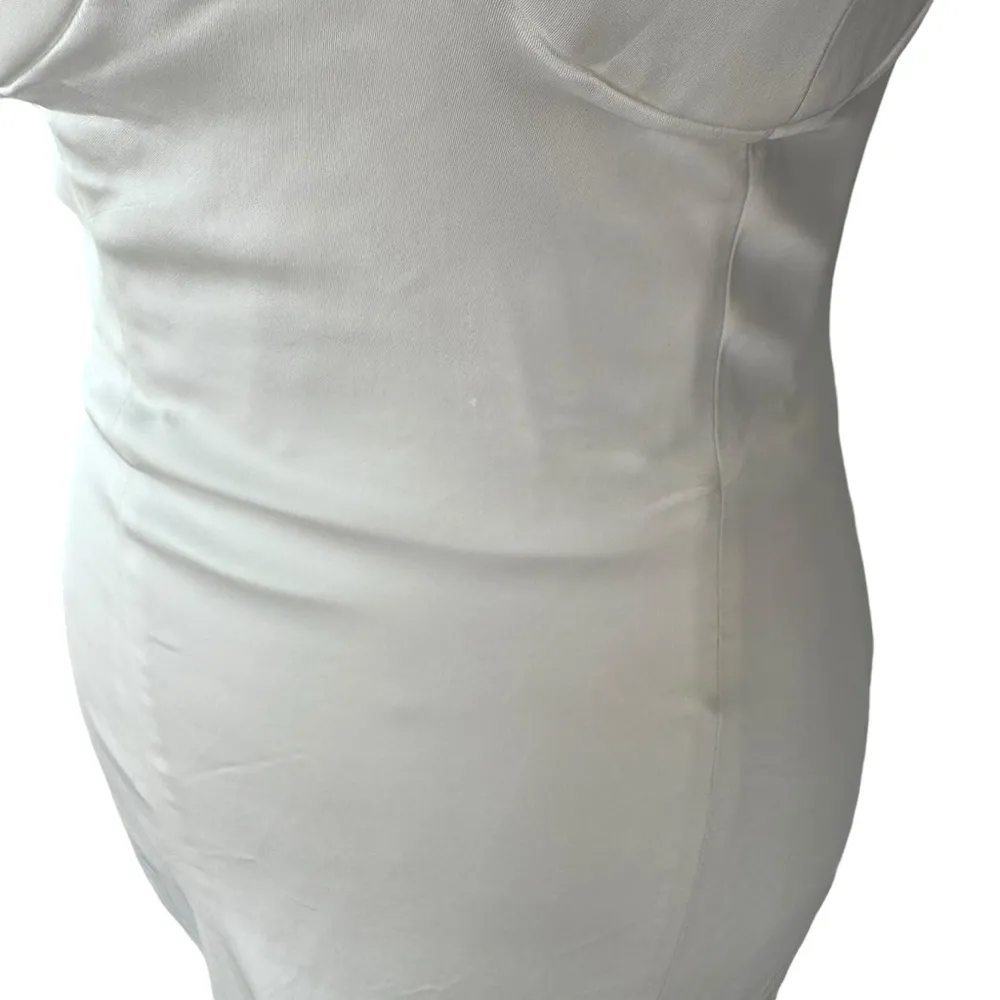 Sau Lee x Revolve - Image 6