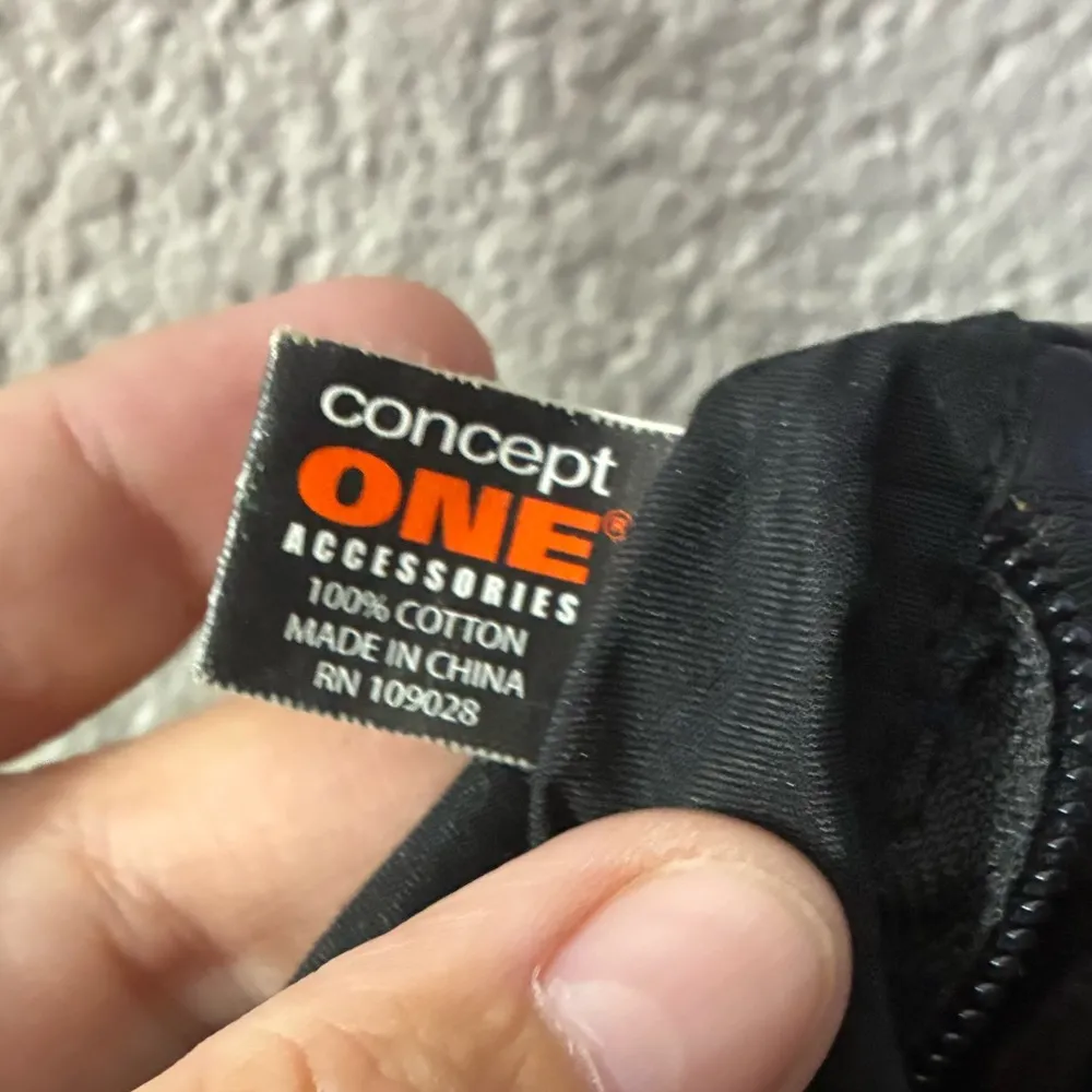 Franky & Minx Black and Red Gothic Crossbody Chain Strap Women's Bag - Image 8