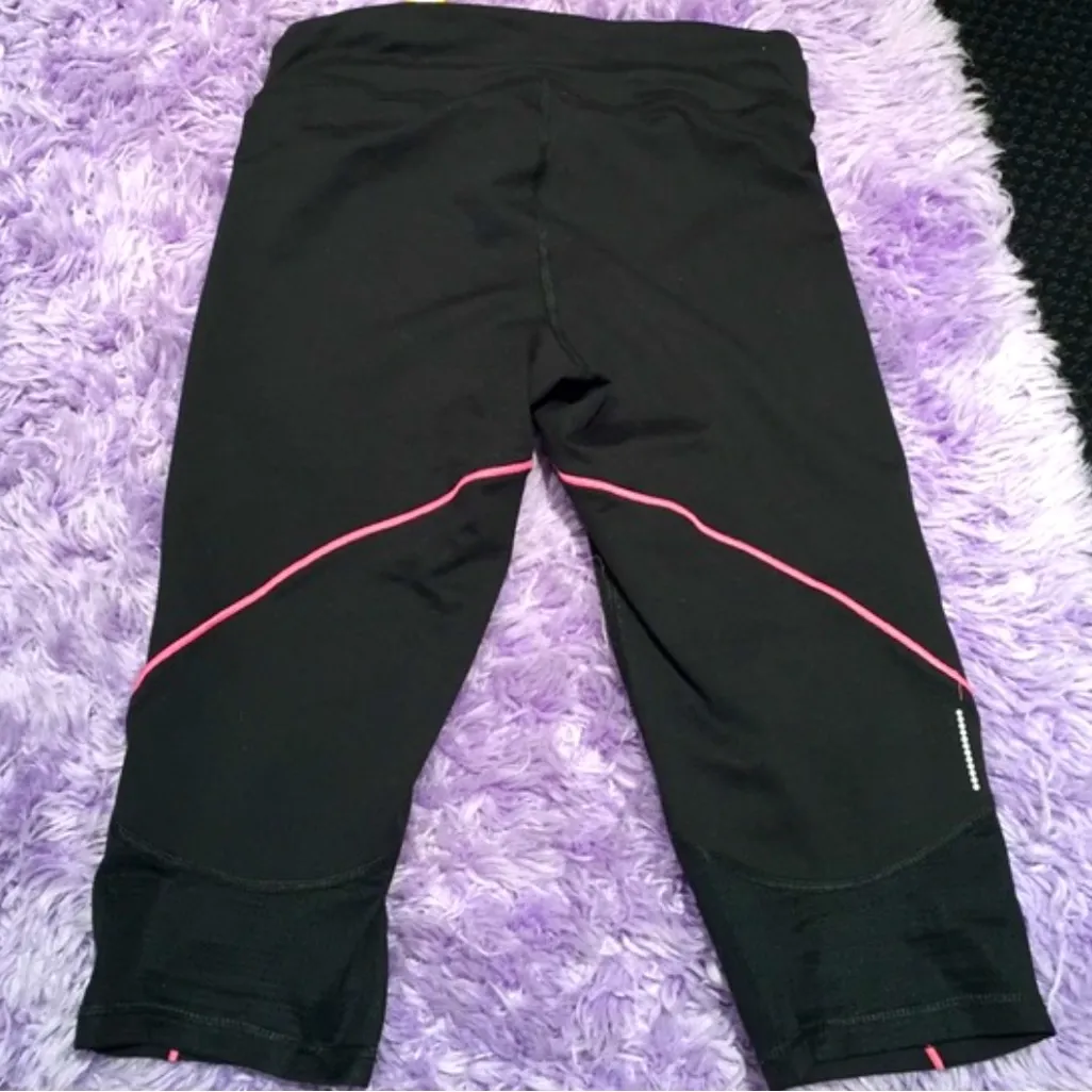 C9 by Champion Black & Pink Piping Workout Capri Leggings - Image 3