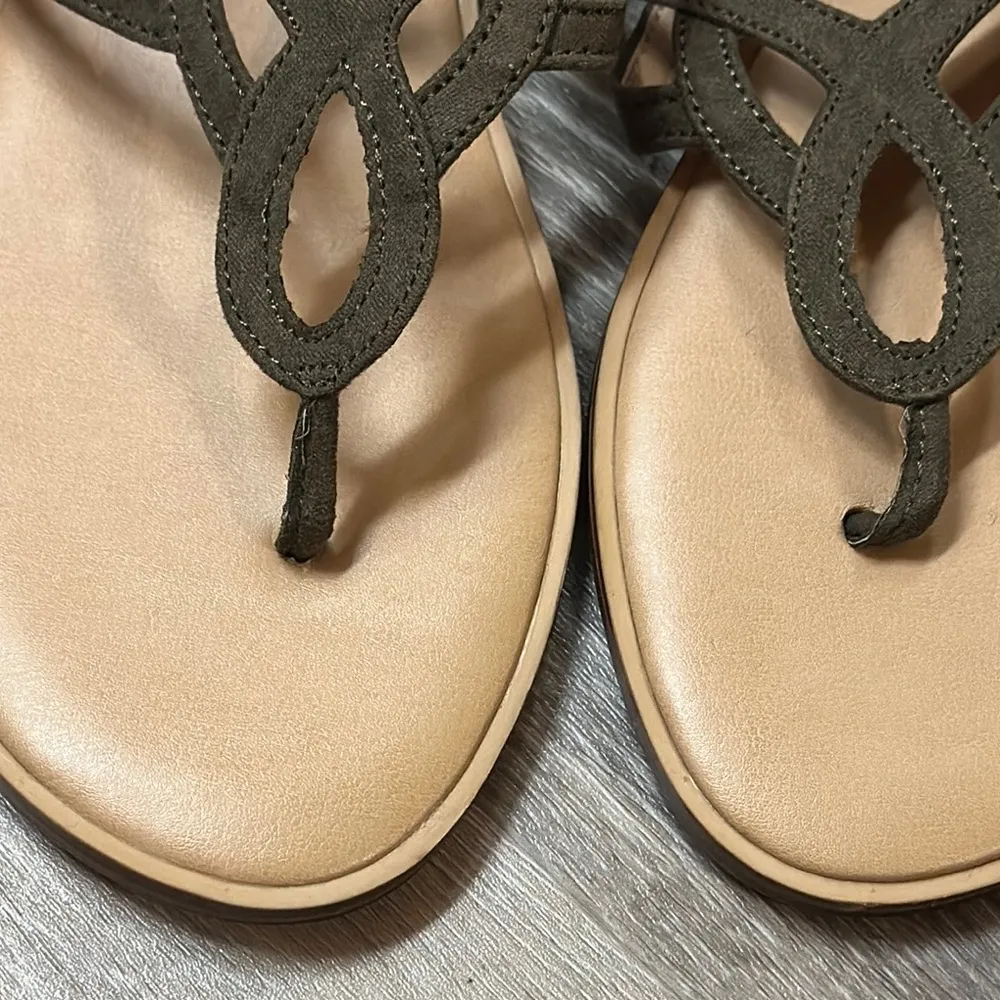 Market & Spruce Women's Strappy Sandals in Olive Green - Image 6