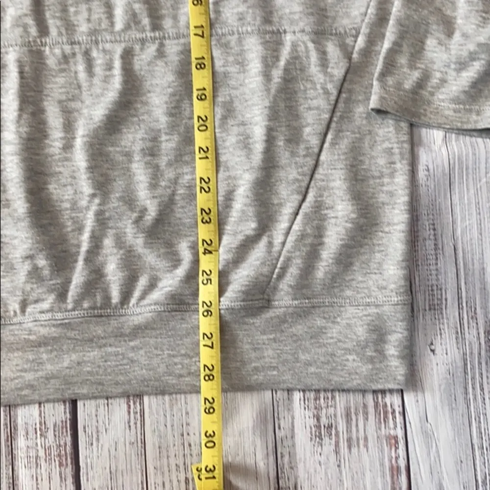 Fabletics Athena Pullover Oversized Hoodie.  Size Medium. - Image 13