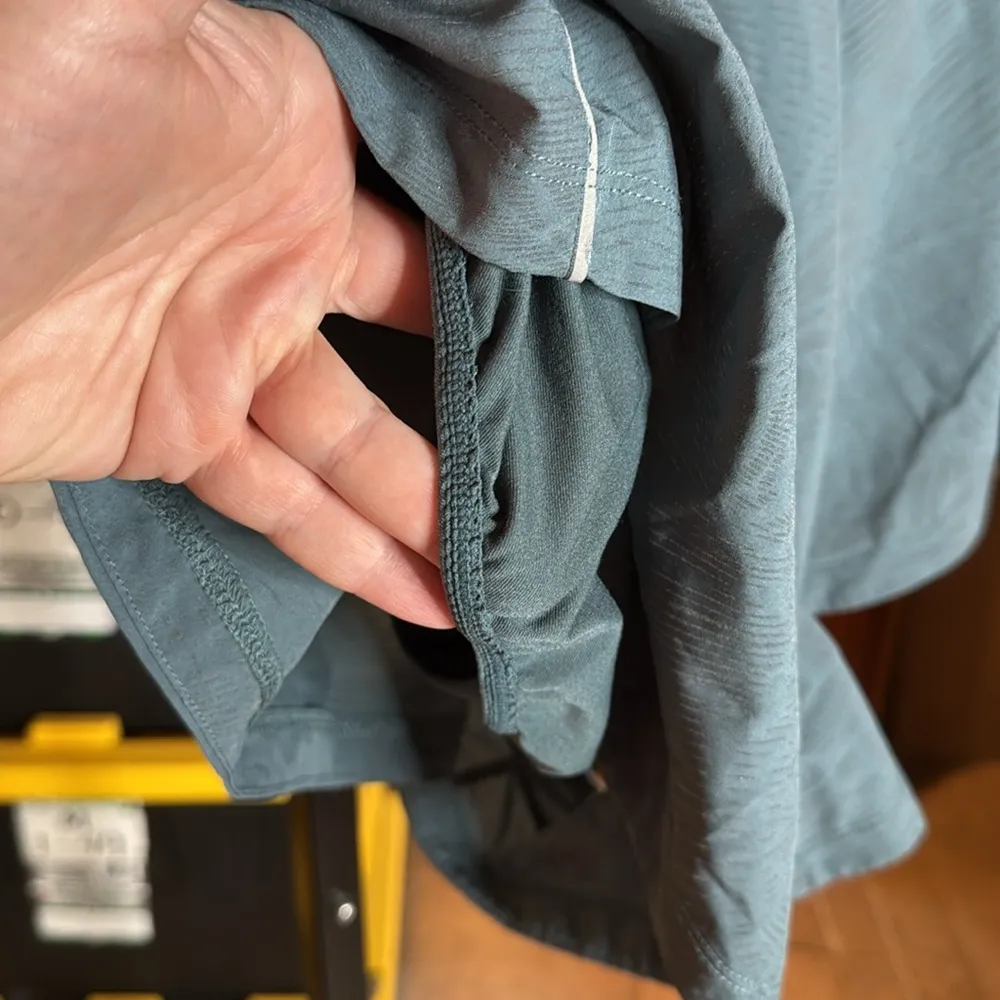 Fabletics Full Speed Mid-Rise Run Short High Frequency Reflective Size 4X - Image 9