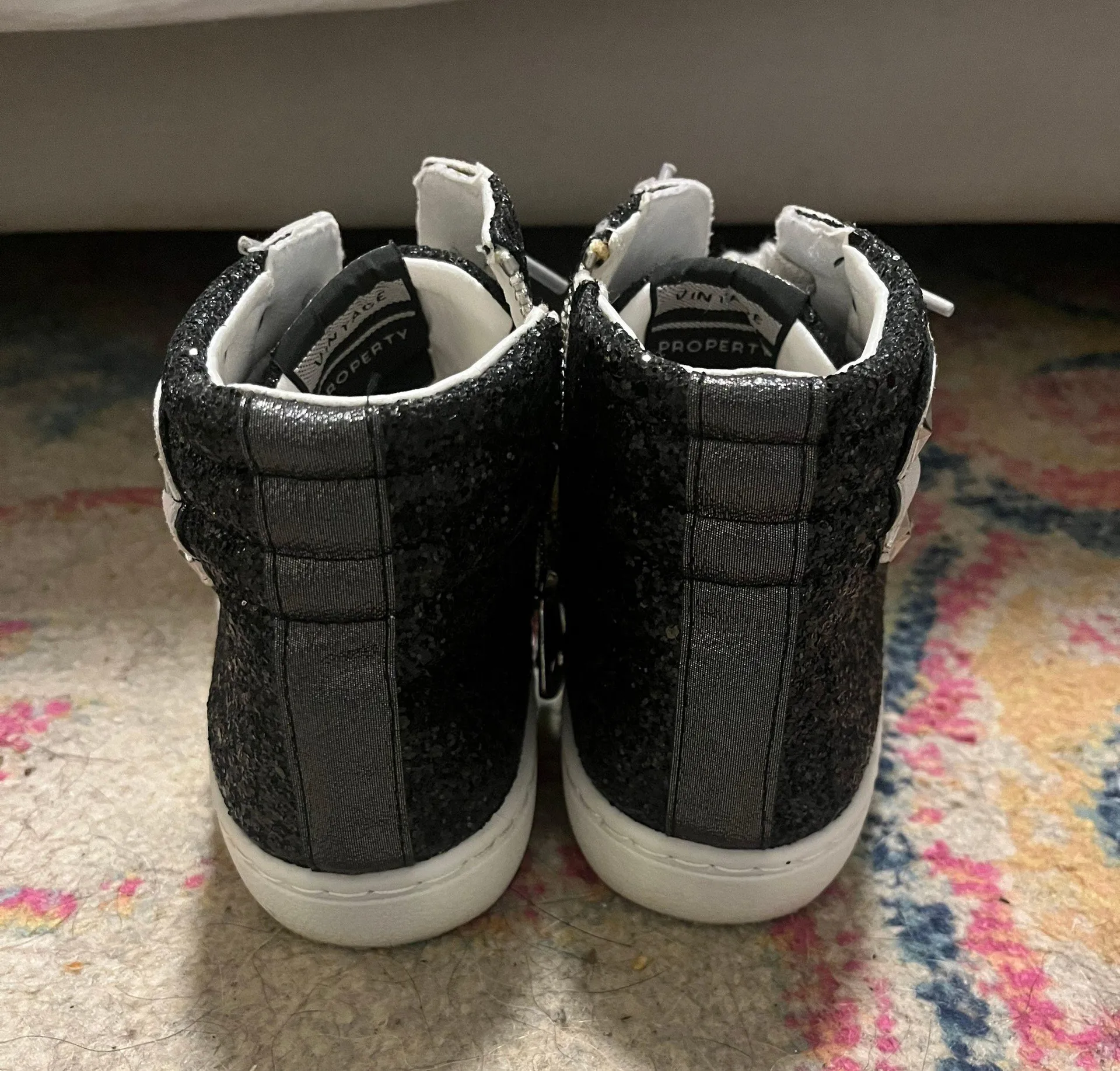 ’s est.1954 shoes! - Image 4