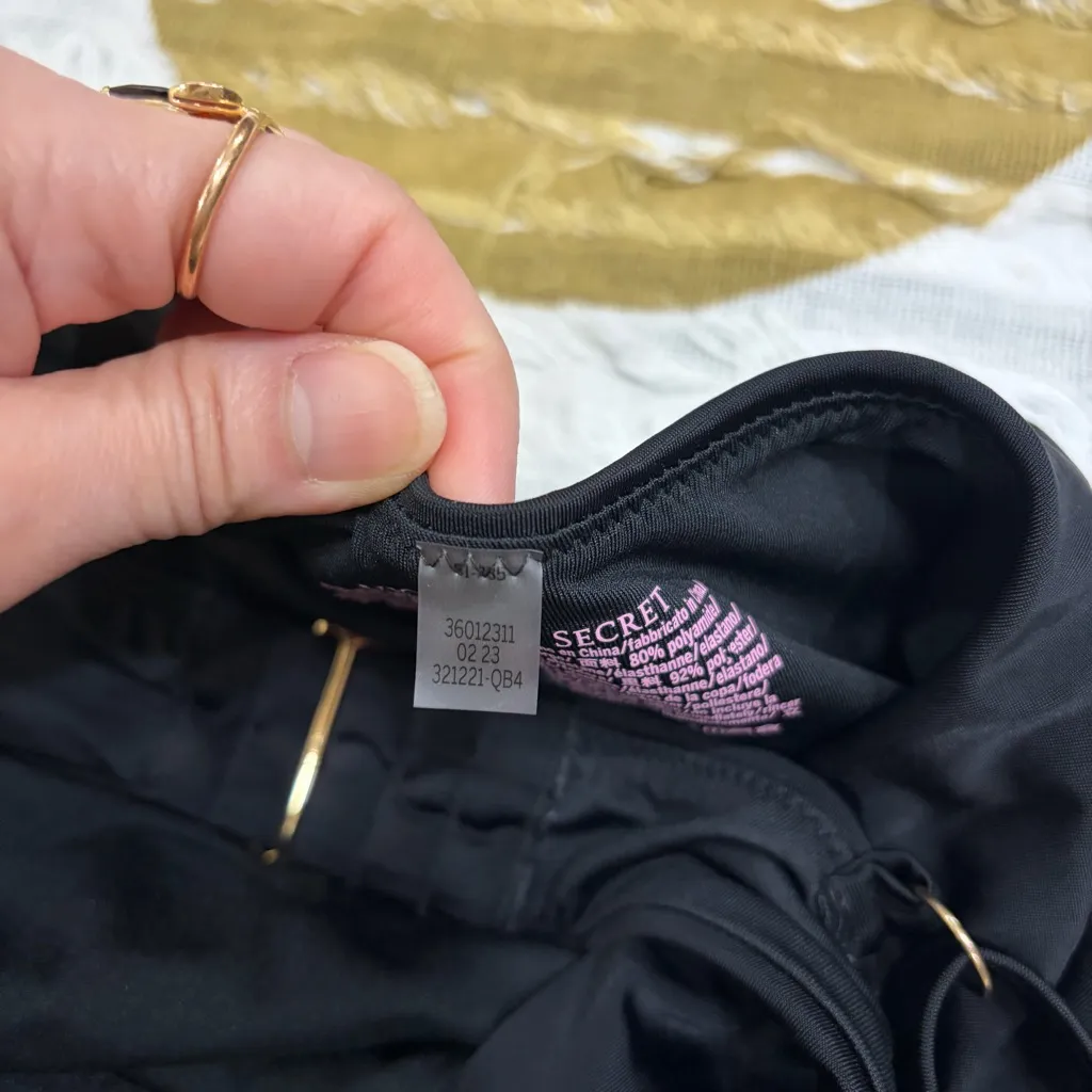 Victoria Secret One Piece Swim XL Black Cutout Back  Padded Underwire Vacay - Image 8