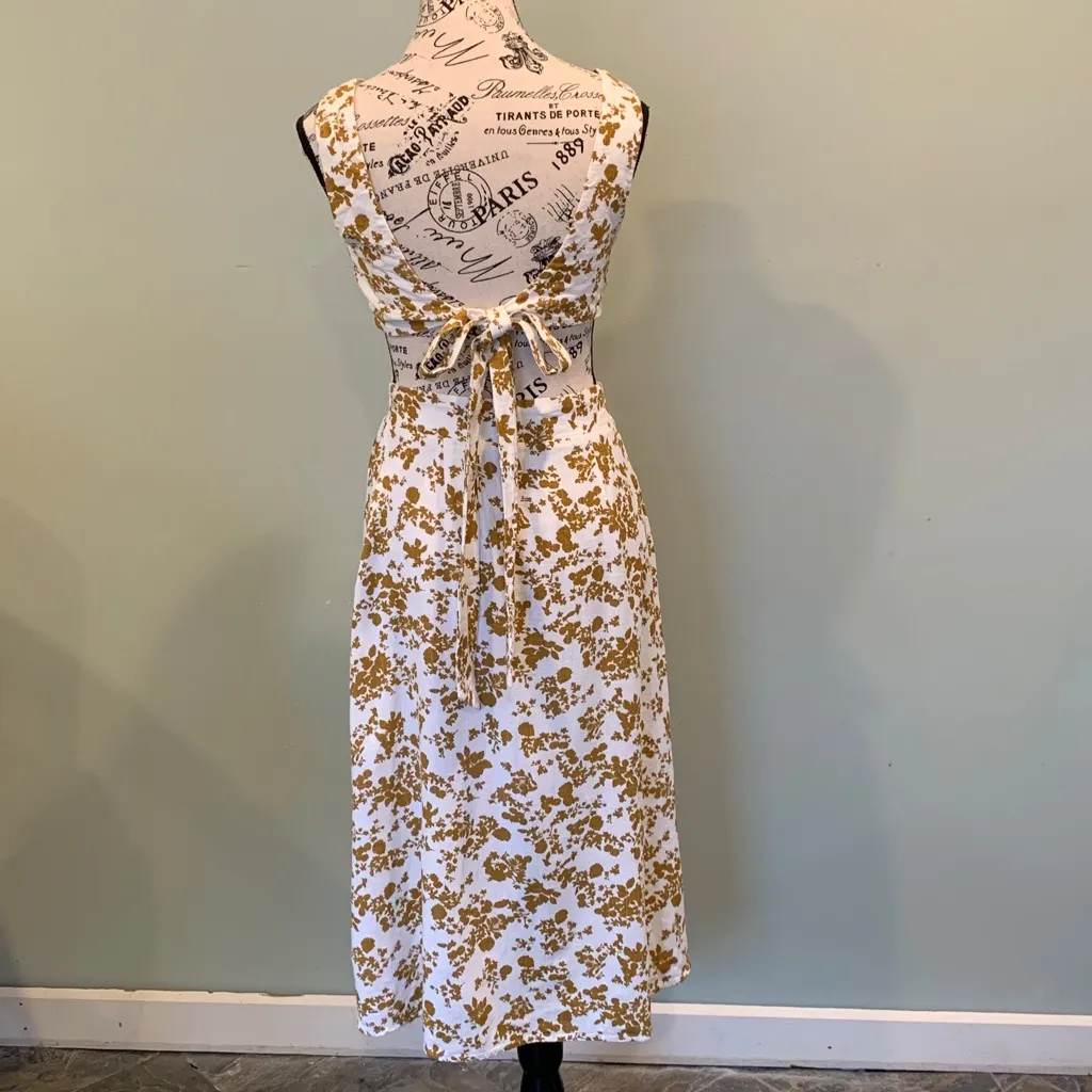 Showpo Women’s Size 4 Small White and Brown Floral Midi Dress Open Sides & Back - Image 5