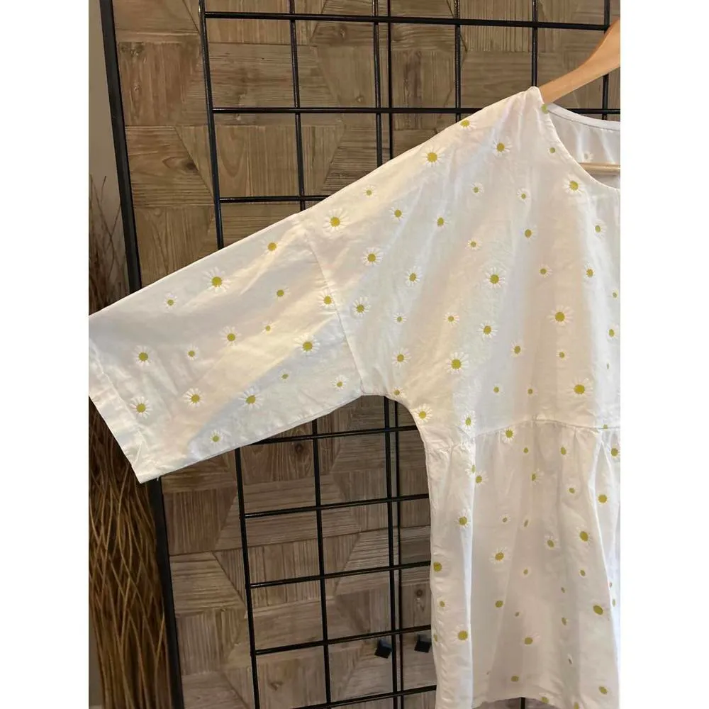 Womens Top Medium White Daisy's Babydoll 3/4 Sleeve Pullover Fairycore - Image 3