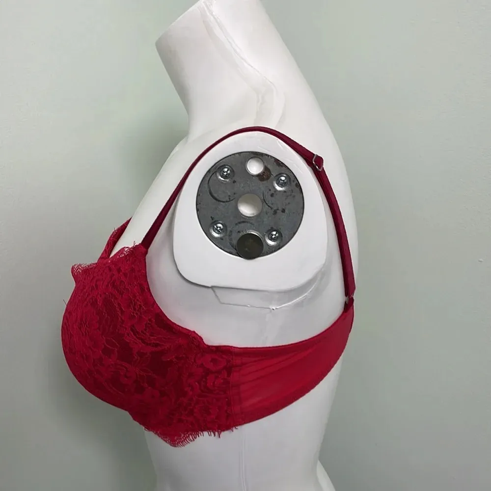 Victoria's Secret Dream Angels Cherry Red Padded Lace Pushup Bra - Image 5