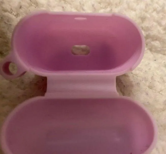 Plain AirPod Protector  - Image 3