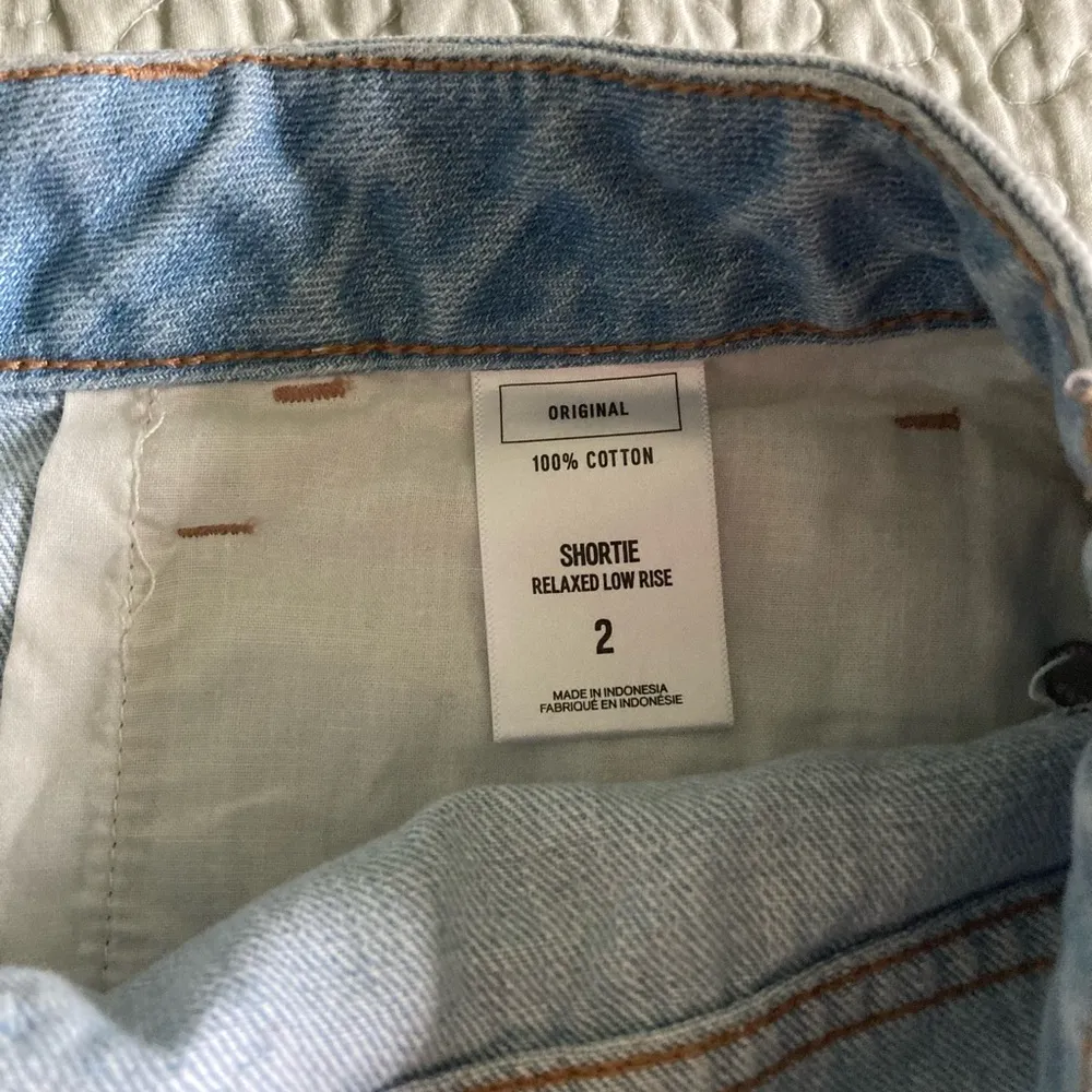 Express rose shorts - Image 6