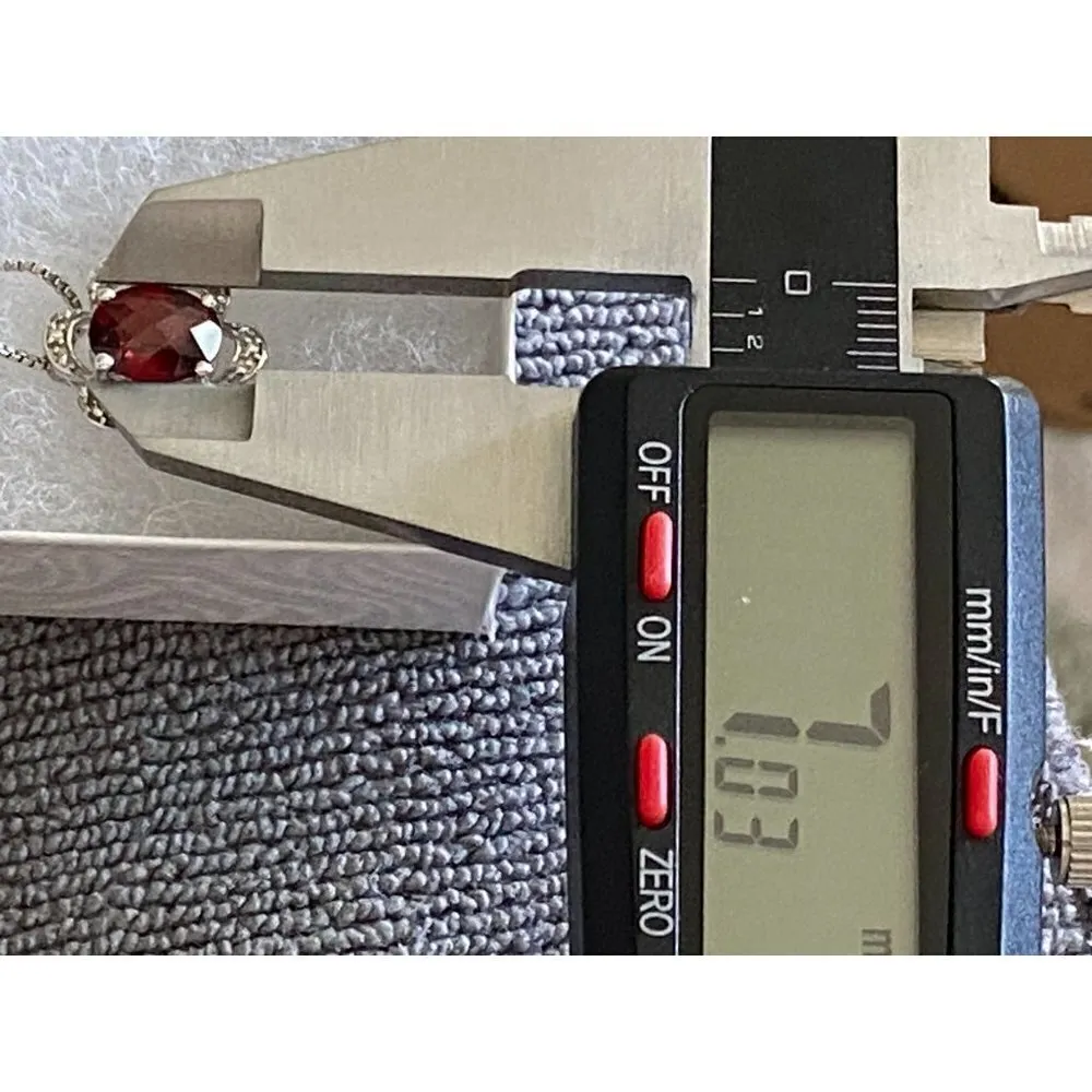 VTG Sterling Checkerboard Cut Garnet & Diamond Pendant w IJC Italy 18” Box Chain - Image 9