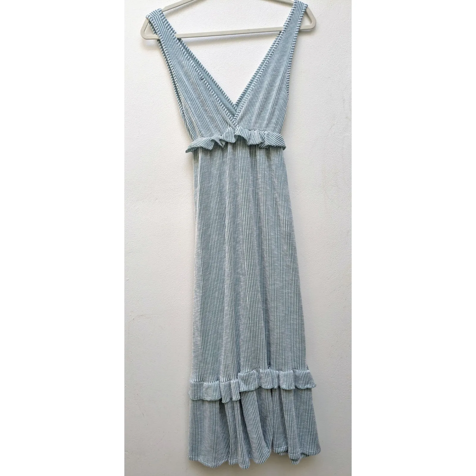 Caution To The Wind Women's Maxi Dress Striped Green White Ribbed Size Medium - Image 3