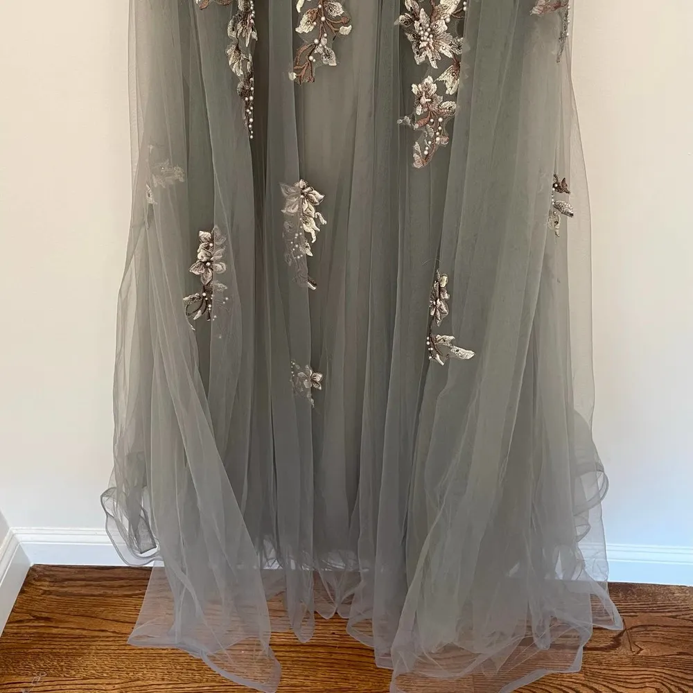 NWT La Femme Floral Embroidered & Beaded Tulle Ballgown Evening Dress Size 4 - Image 6