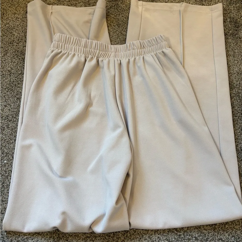 Revamped Athleisure Grey Pants - Image 3