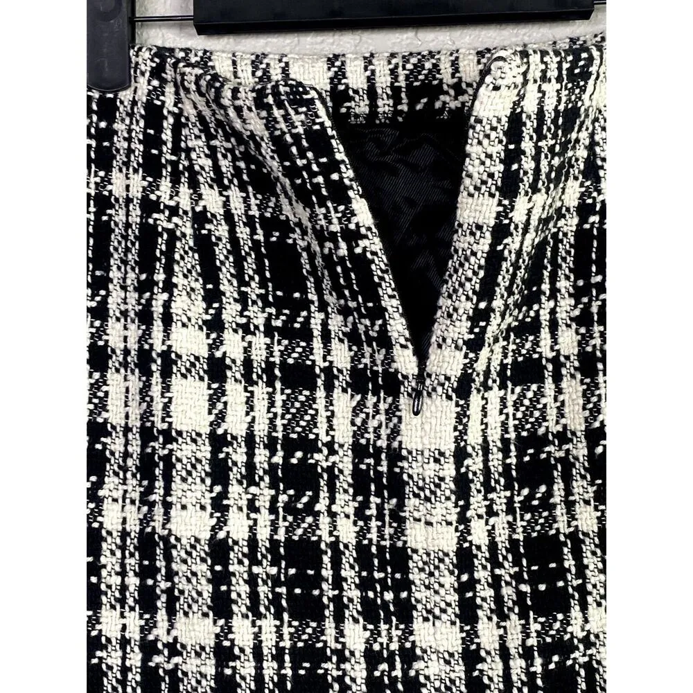 Zara Tweed Plaid Mini Skirt Front Pockets Fringe Hem Zip Up Back XS Black White - Image 12