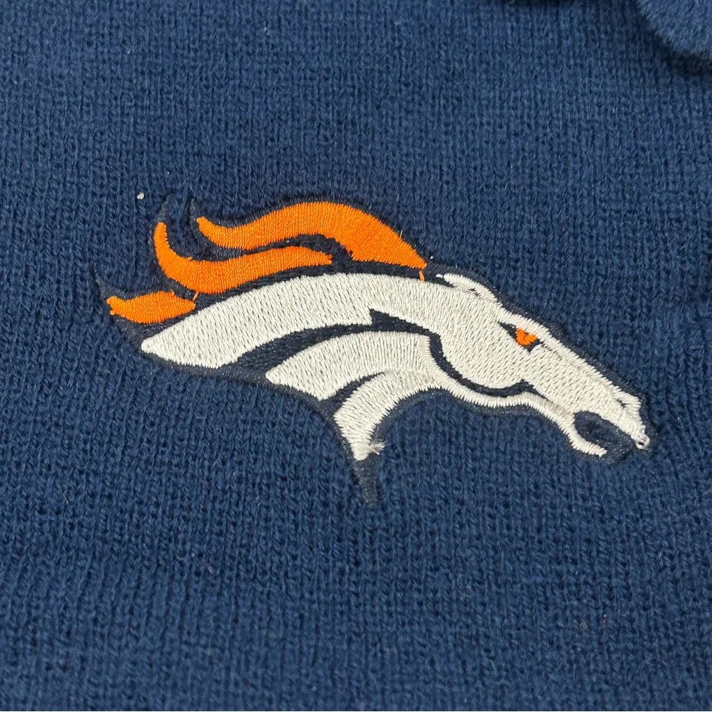 Denver Broncos NFL Football Team Logo Winter Scarf Scarve & Gloves Gift Set - Image 3