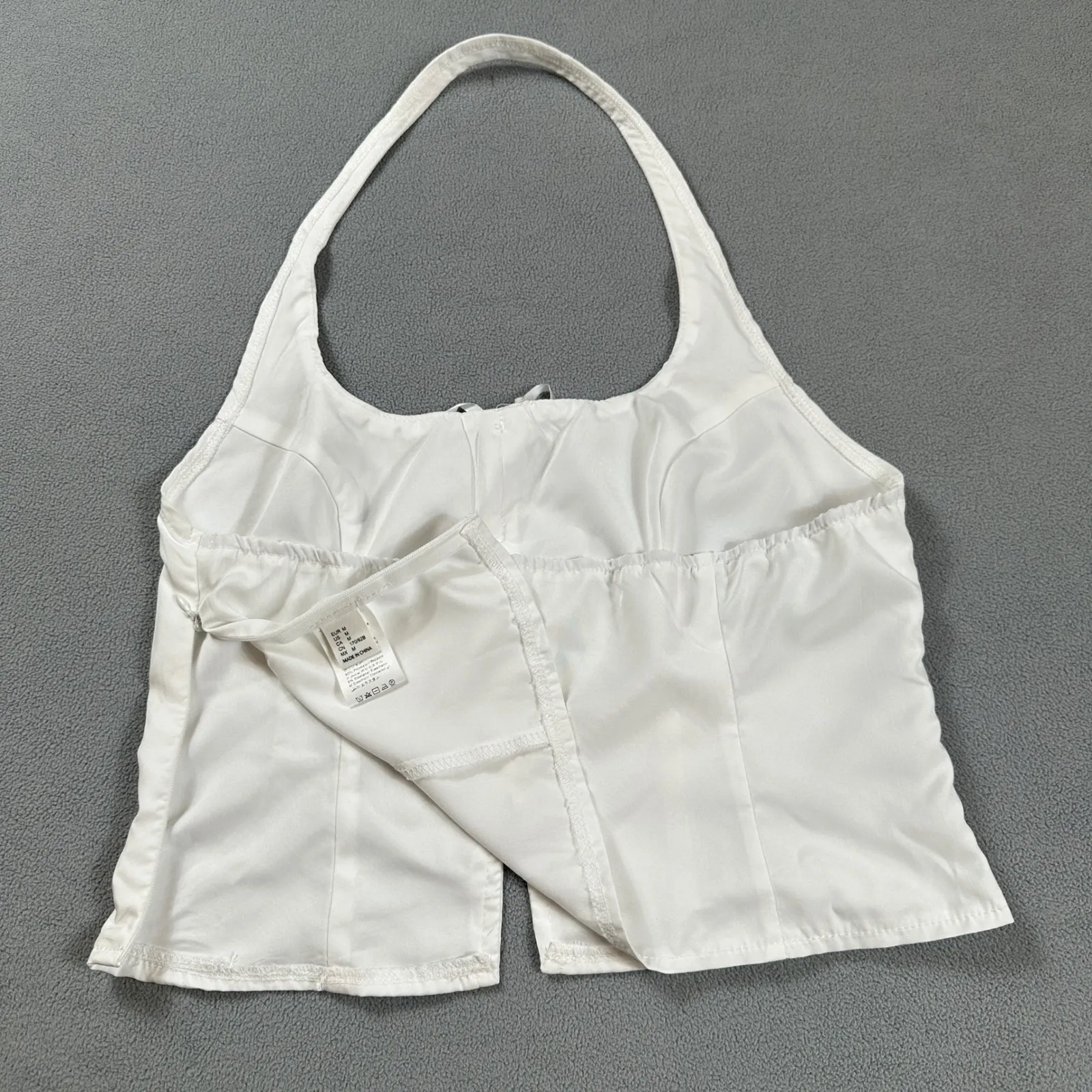 SHEIN Halter Neck Corset Top M White Lace Up Bows Detail Split Hem Satin Feel - Image 4