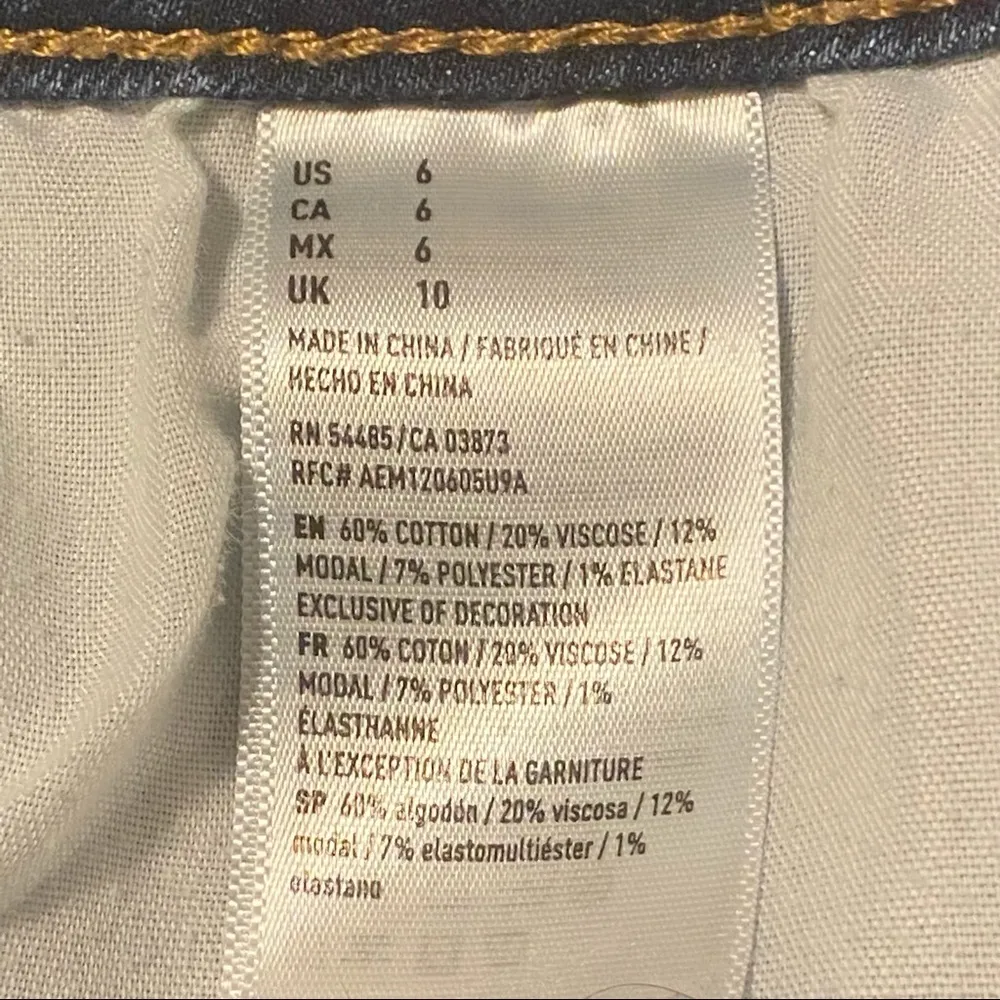 American Eagle Outfitters Hi Rise Super Stretch Shortie raw hem‎ denim shorts 6 - Image 9