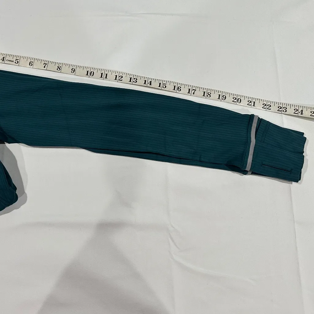 Lululemon  Its Rulu Run‎ Cropped Half Zip - Size 4. - Image 11
