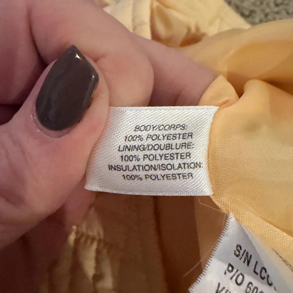 Cutter & Buck Puffer Vest Size XL Quilted Butter Yellow Packable Gorpcore U1 - Image 4