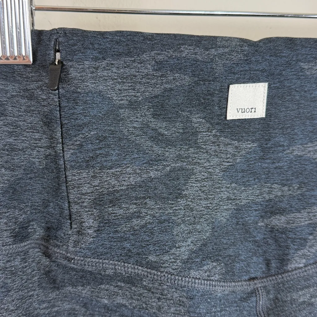 Vuori Clean Elevation Leggings in‎ Black Camo Size XS - Image 7