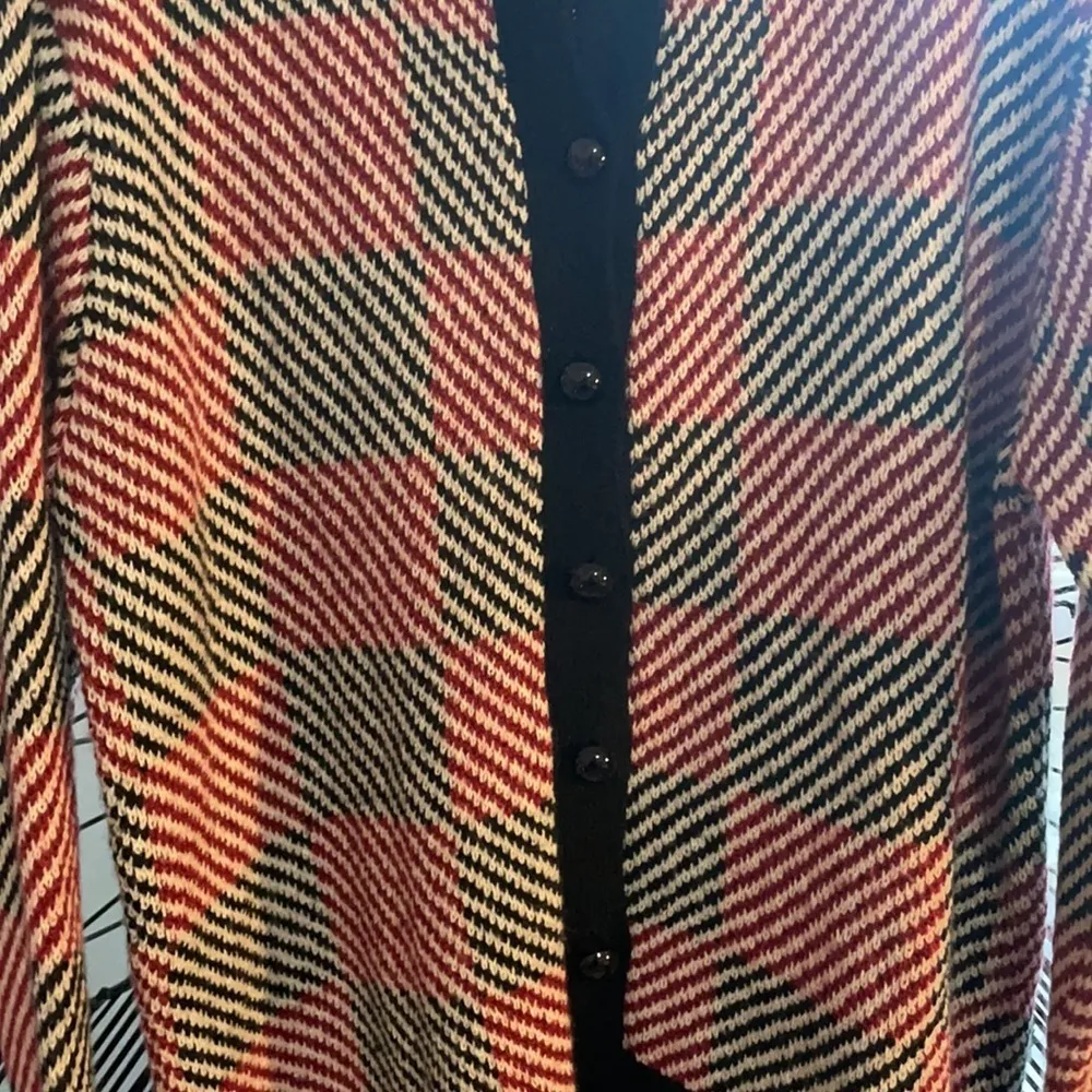 Oversized Black Red Knitted Checkered Button Cardigan Size undefined - Image 2