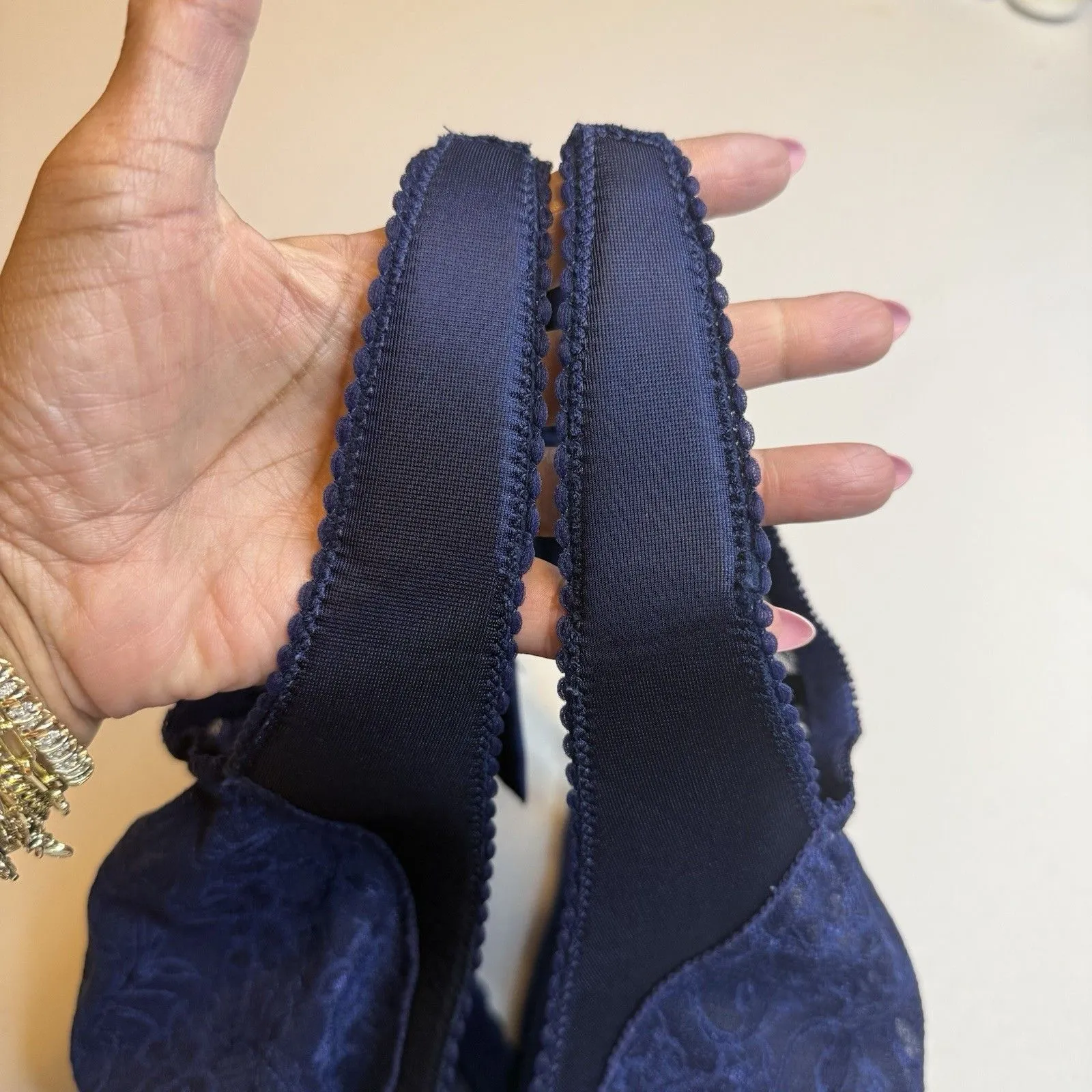 Glamorise Navy Magic Lift Support Wireless Back Bra Comfort Padded Straps 36J Size undefined - Image 7