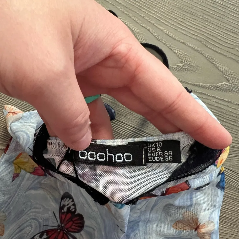 BOOHOO mesh butterfly tank - Image 2