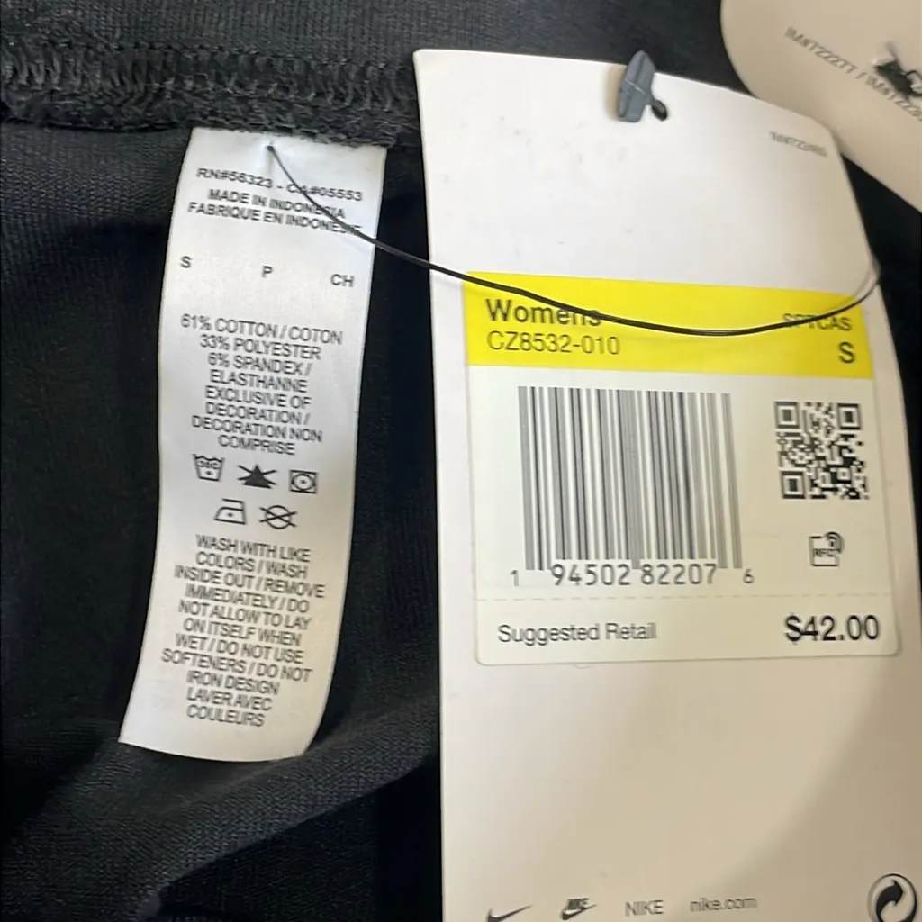 Nike Women's Black Leggings with Logo - Image 5