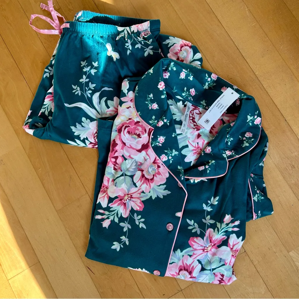 Flora Nikrooz 2-piece Floral Pajama Set, Long Sleeve, Green, Pink, Size S - Image 1