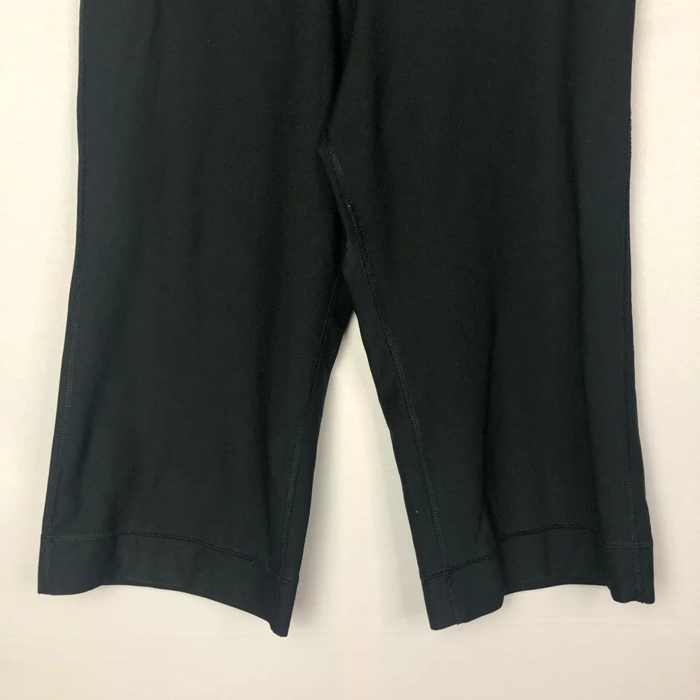 Nike Dri-Fit Black Capri Knee Length Athletic Yoga Leggings M - Image 4