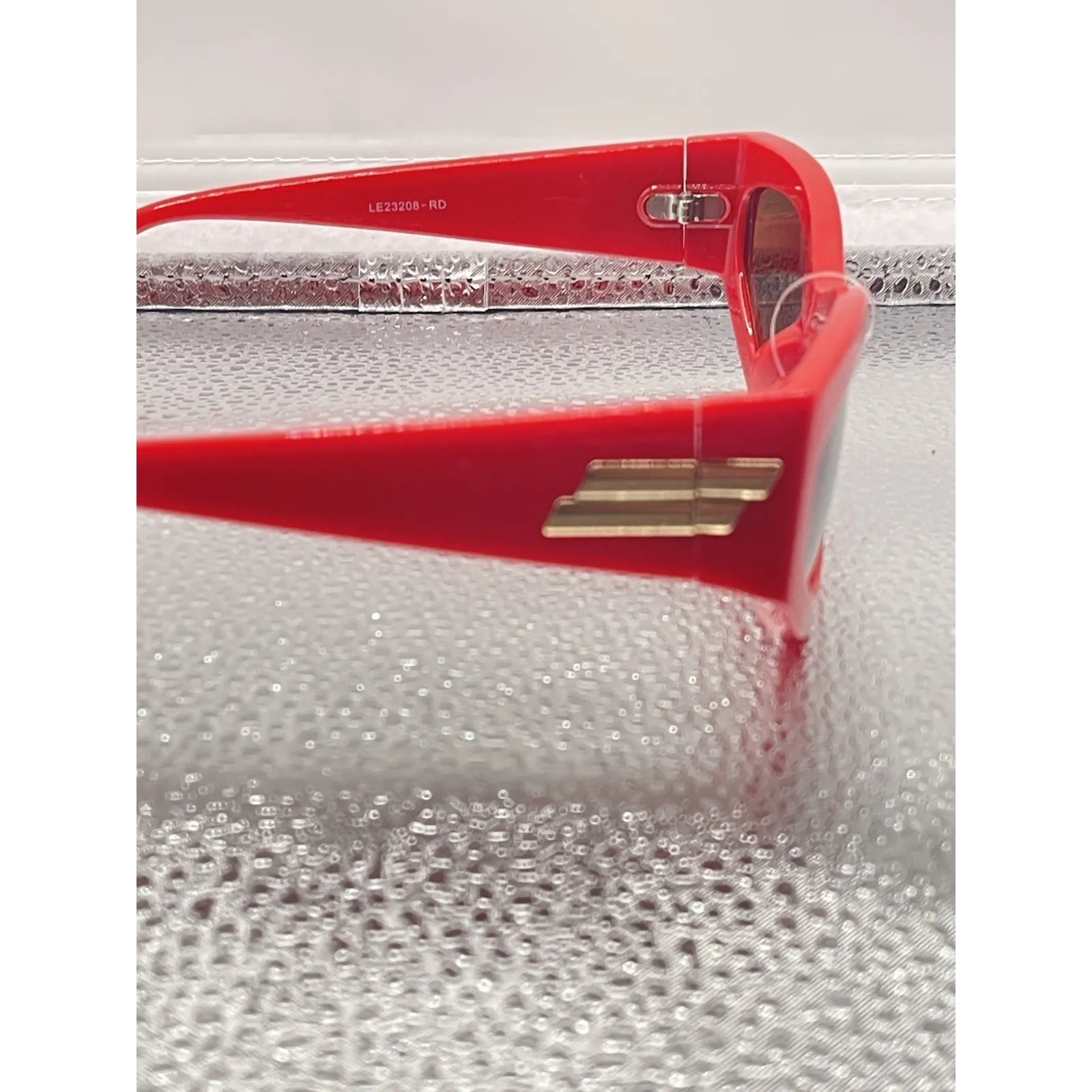 Women's Red / Black‎ sunglasses - Image 4