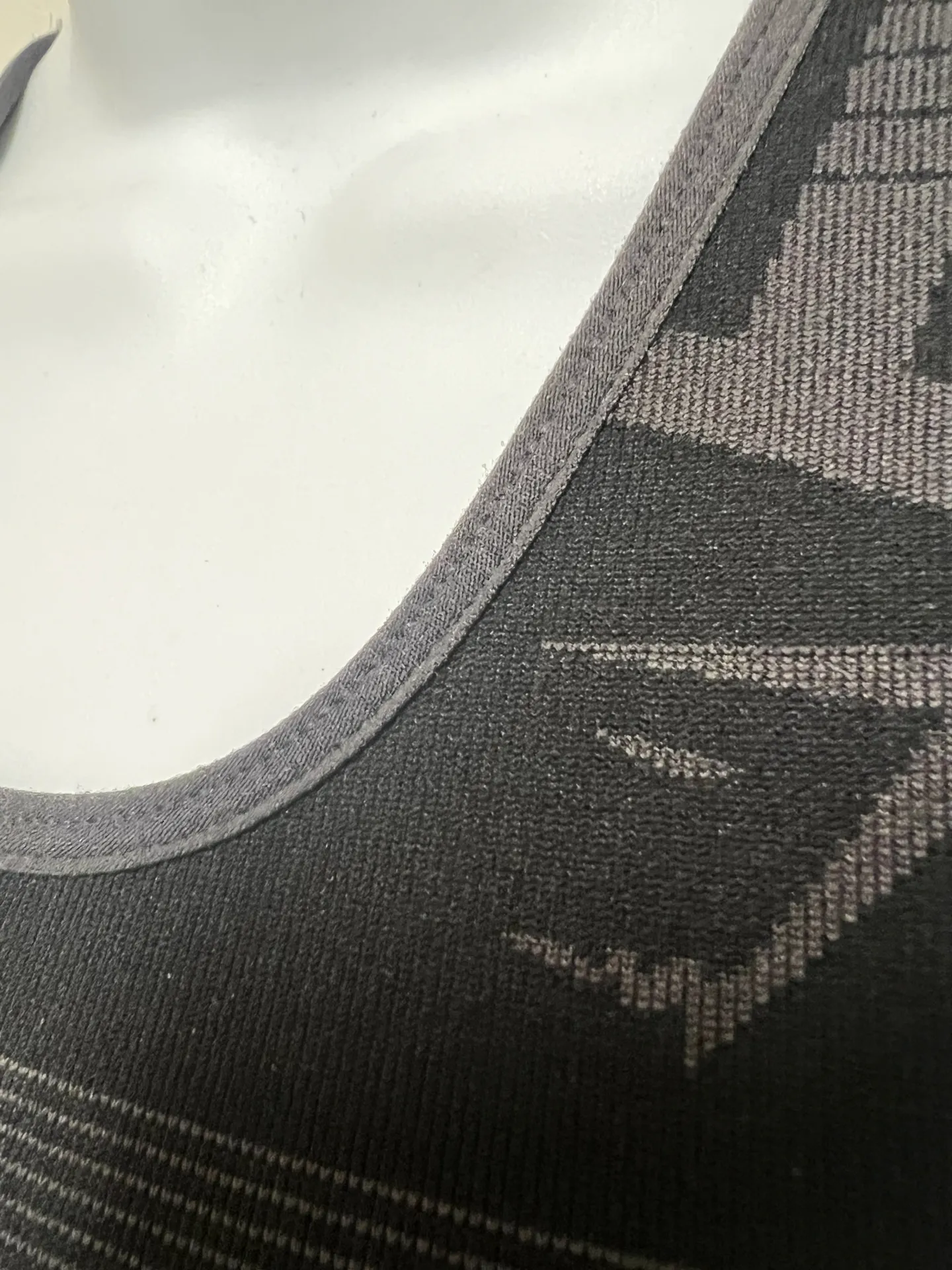 Gymshark Black Geo Ombre Seamless Sports Bra - Image 5