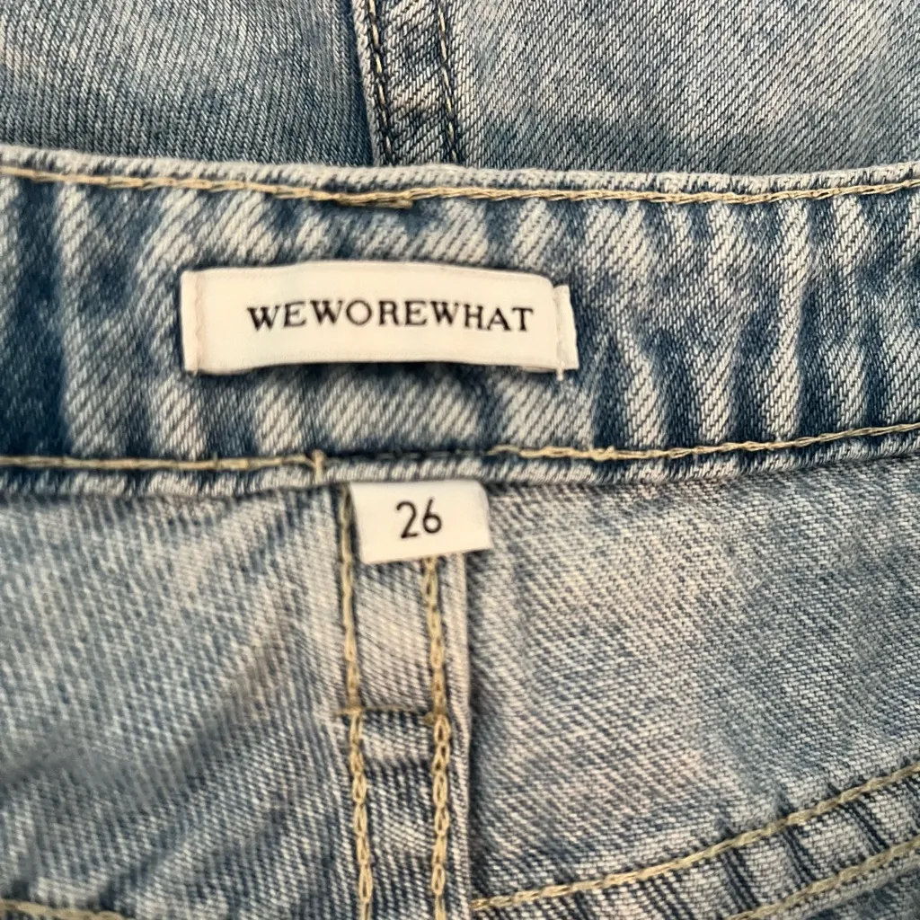 WeWoreWhat Light Wash Denim‎ Cutoff Distressed Shorts Size 4/26 - Image 3