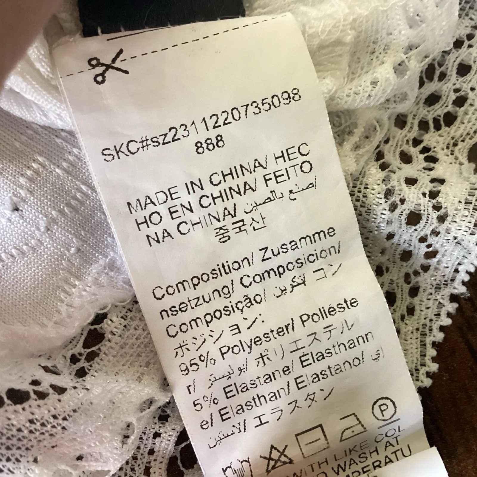 Shein Lace Trim Crop Top - Image 6