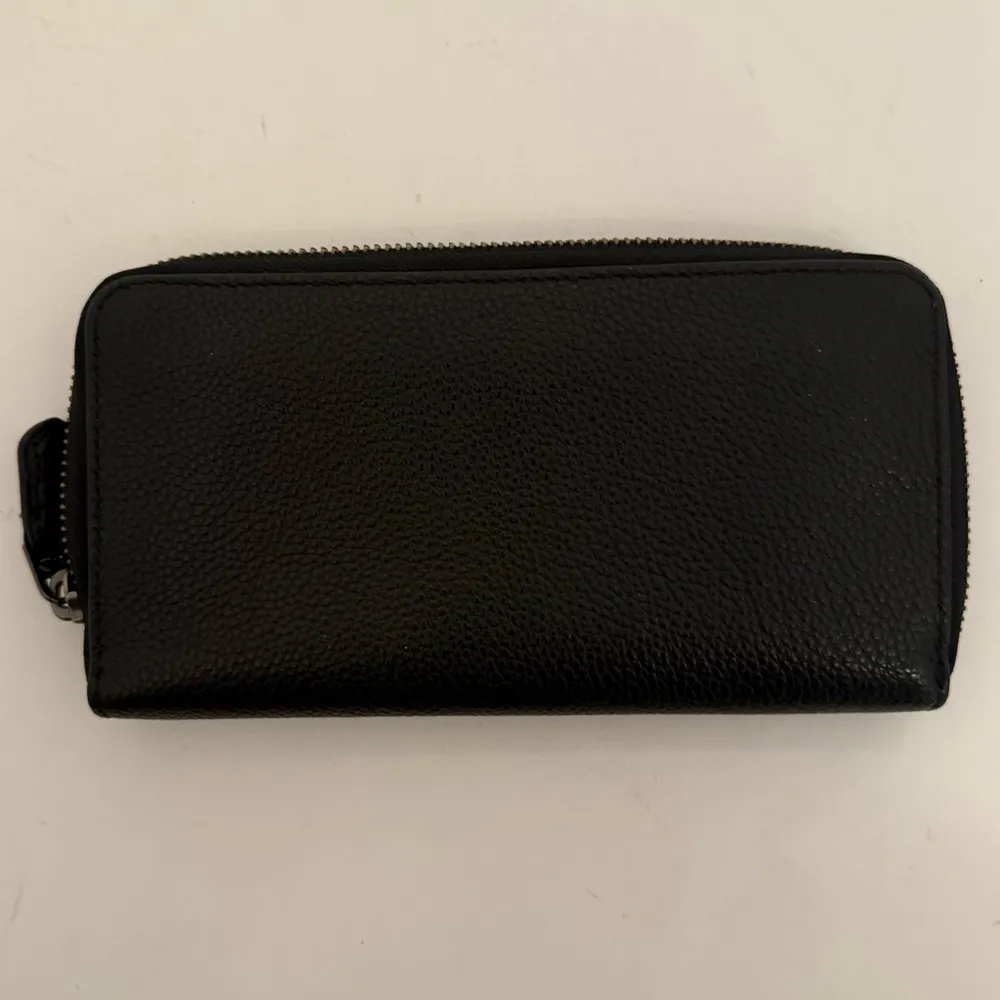 COACH Accordion Zip Black Pebble Leather Snake Embossed Wallet - Image 4